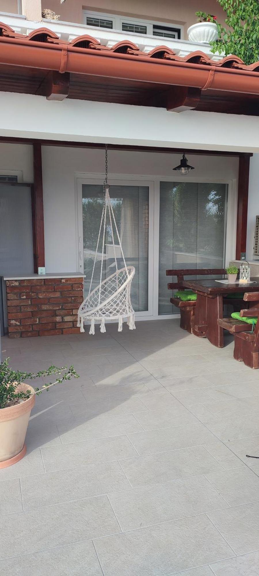Apartments Tinjarosa Mundanije Luaran gambar